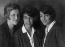 Sestra Valli s dcerami Lottou a Mariannou, 1931