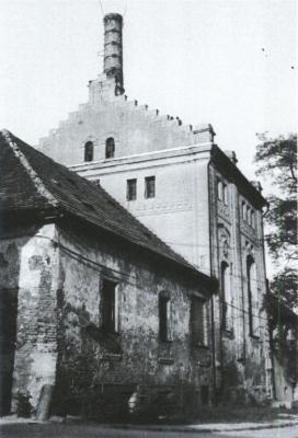 Pivovar v Polné, kde žil Bohumil Hrabal do svých pěti let, 1986